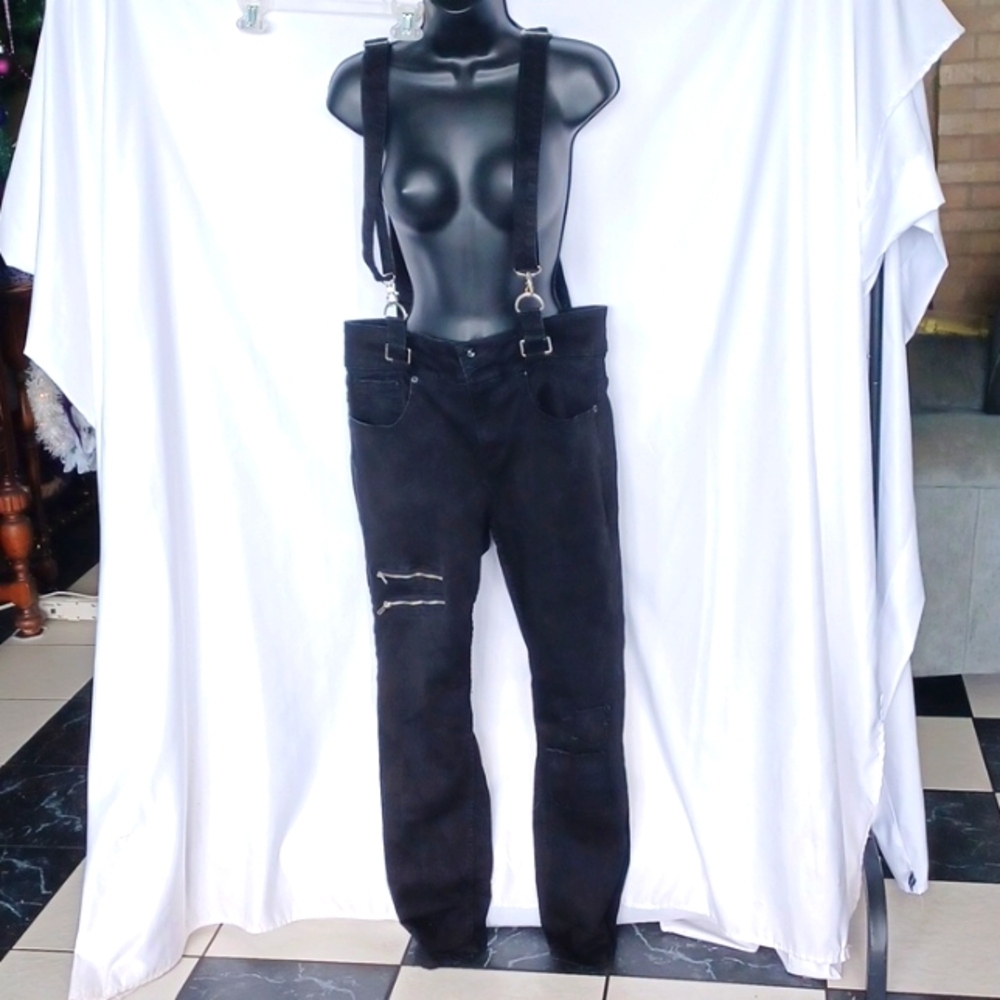 HT Denim Jeans, Hi-Rise Black Super skinny With Suspenders, EUC, Sz 13